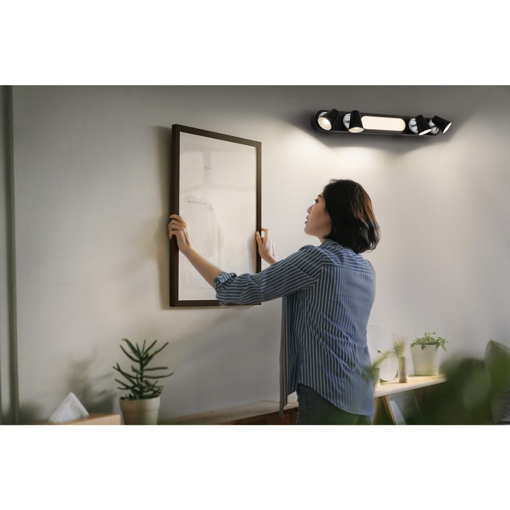 Oprawa LED sufitowa z regulowanymi reflektorami 27W 3000K - eshop Ledvance PL 4058075833777 Oprawa LED sufitowa z regulowanymi reflektorami 27W 3000K - eshop Ledvance PL 4058075833777