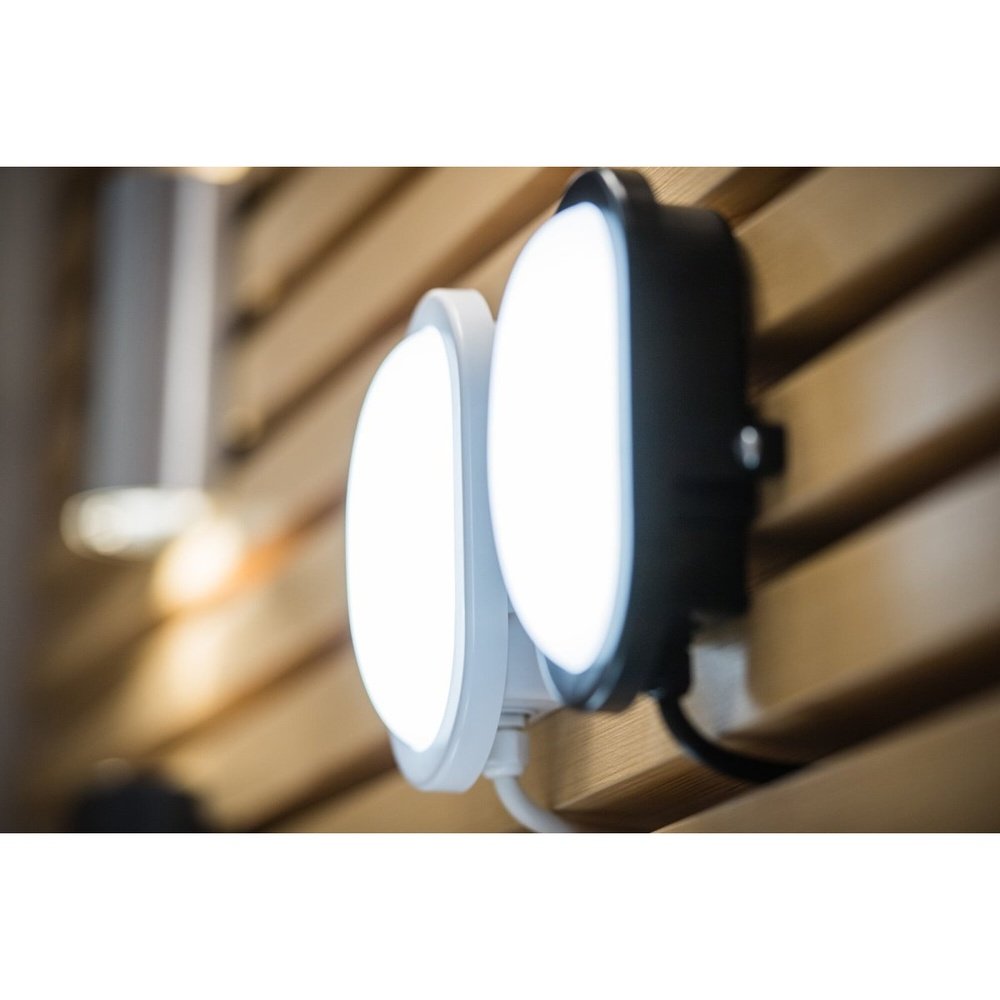 Funkcjonalna zewnętrzna lampa LED BULKHEAD 6W IP54, biała - eshop LEDVANCE 4058075271586 Funkcjonalna zewnętrzna lampa LED BULKHEAD 6W IP54, biała - eshop LEDVANCE 4058075271586