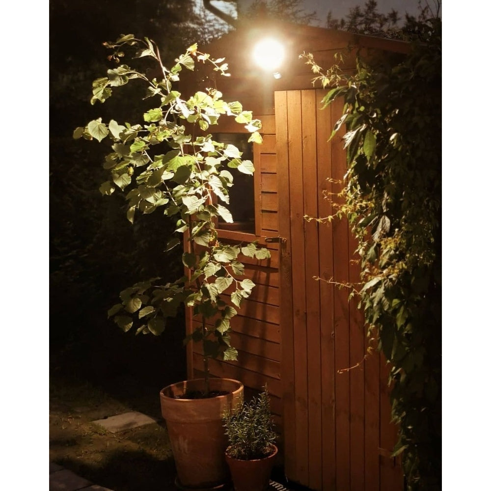 Reflektor LED z czujnikiem IP44 20 W ENDURA zimnobiała - eshop LEDVANCE 4058075206748 Reflektor LED z czujnikiem IP44 20 W ENDURA zimnobiała - eshop LEDVANCE 4058075206748
