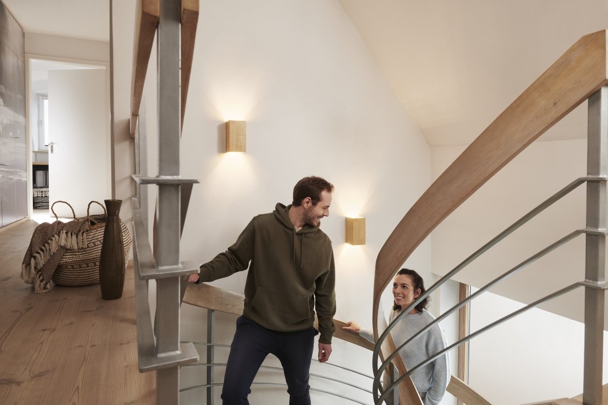 Lampa ścienna LED WiFi ORBIS WALL WOOD 12W, SMART - Poland LEDVANCE e-shop 4058075574298