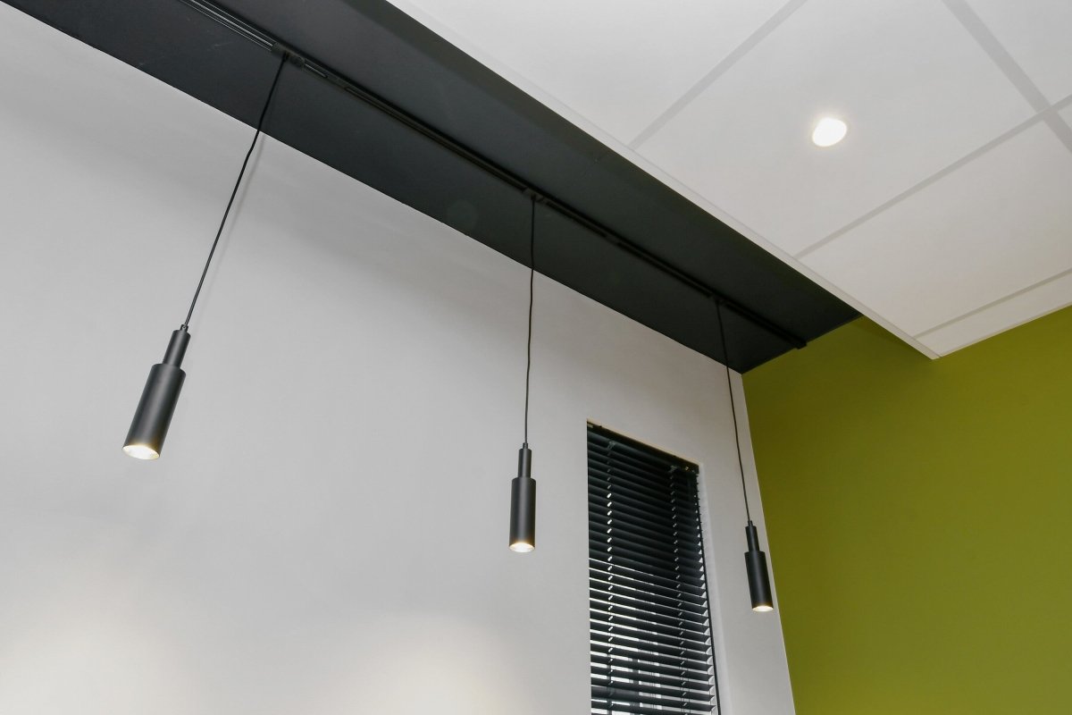 Oprawa szynowa TRACKLIGHT łącznik, Black. - Poland LEDVANCE e-shop 4058075763982