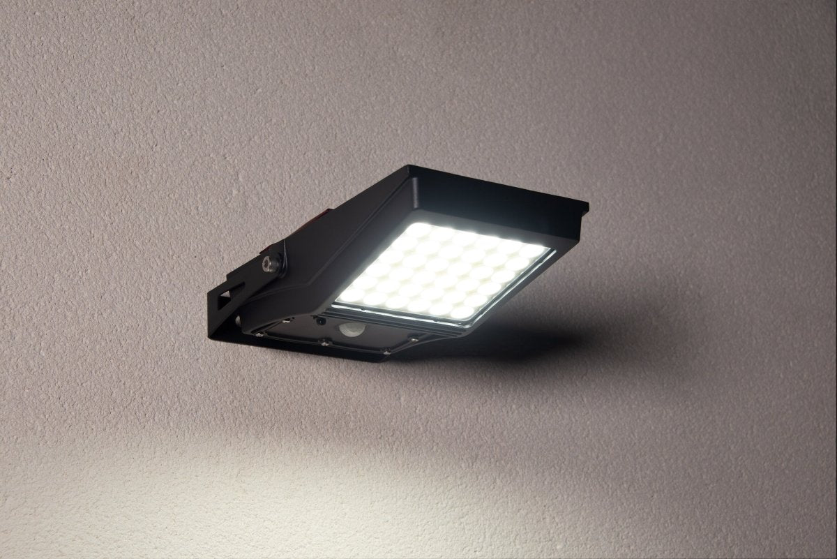 OSRAM ENDURA FLOOD Solar Sensor - Poland LEDVANCE e-shop 4099854429477