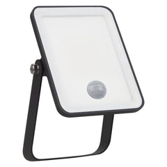 OSRAM Essentials Floodlights Sensor 10W 3000K - eshop Ledvance PL 4058075768178