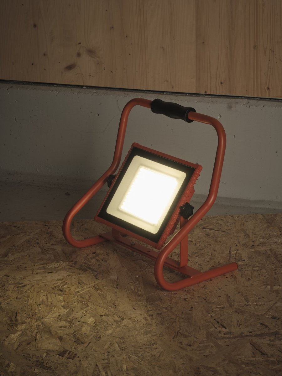 OSRAM WORKLIGHTS BATTERY 30 W 4000K - Poland LEDVANCE e-shop 4099854430336