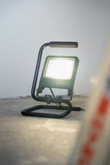 OSRAM Worklights R - STAND z gniazdem 50 W 840 - Poland LEDVANCE e - shop 4099854572074